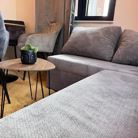 Brick House Towarowa Βρότσλαβ